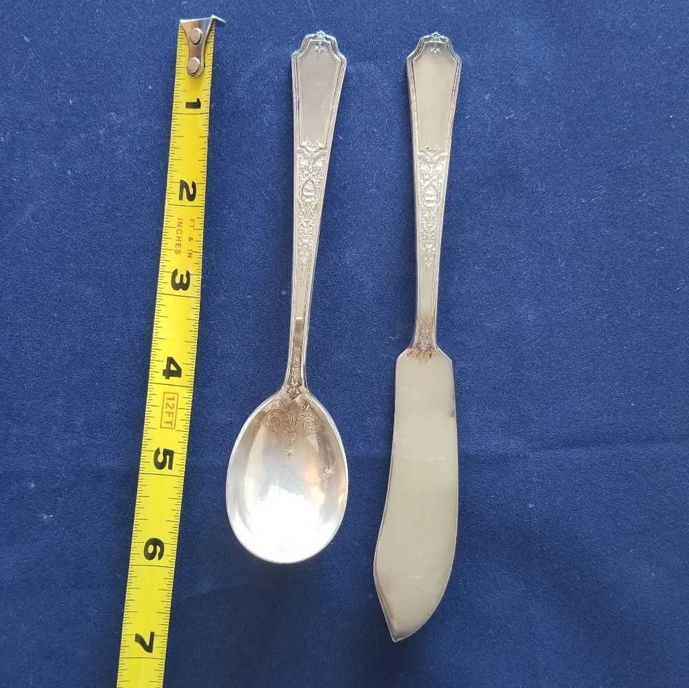 VTG Butter Knife and Sugar Spoon set 1847 Rogers Bros Ancestral